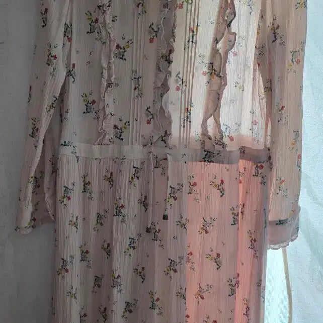 [BUNJANG] Thursday Island Flower Pattern Dress / 써스데이 아일랜드 플라워 패턴 원피스