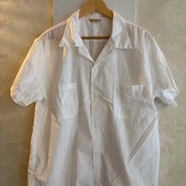 [BUNJANG] Tine One Clothing Etlaqo Akiha Shirt Short Sleeve White Size 17 / 타임원클로딩 엣라코 아키하 셔츠 반팔 화이트 17사이즈