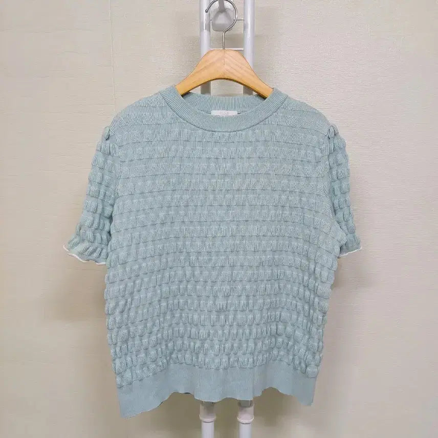 [BUNJANG] COS Mint Embossed Knit T-shirt / 코스 민트색 엠보싱 니트티셔츠 55~66