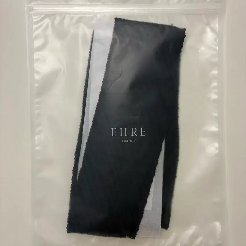 [BUNJANG] EHRE Navy Pleated Muffler Scarf / 에레 EHRE 네이비 플리츠 머플러 스카프