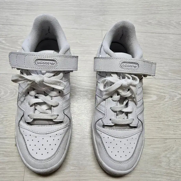[BUNJANG] Adidas Running Shoes White Size 240 / 아디다스 운동화 240사이즈