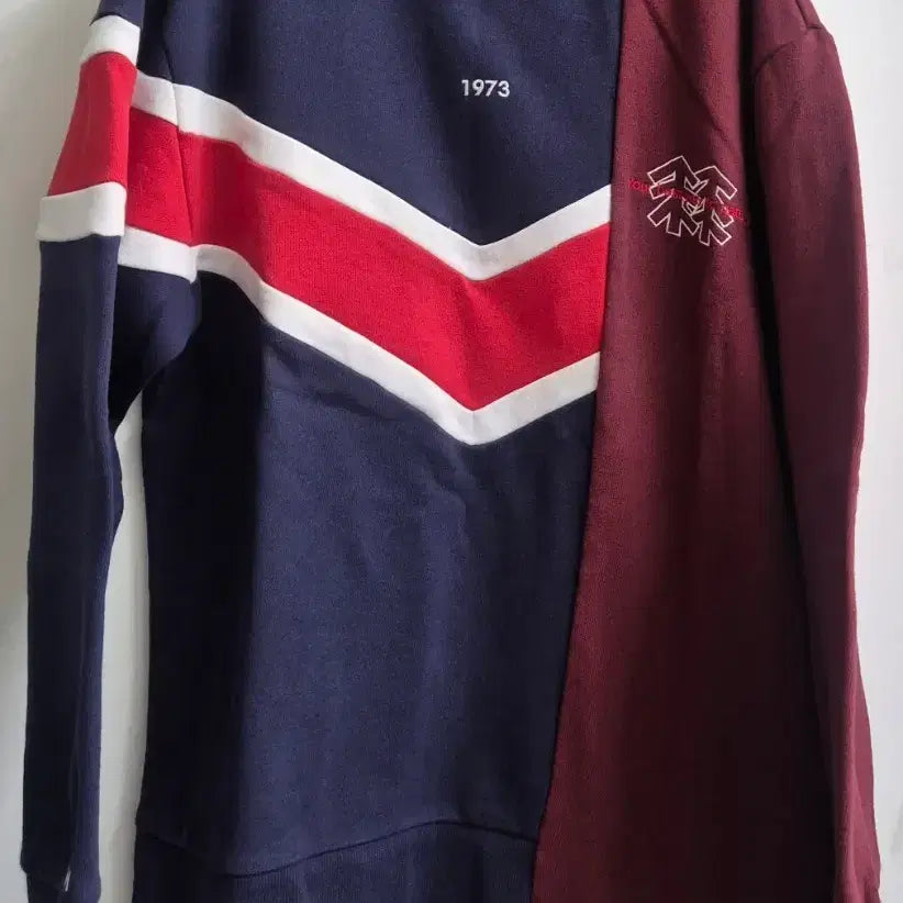 [BUNJANG] Kolon Sport Asymmetrical Sweatshirt / 코오롱 스포츠 언발란스 맨투맨 티셔츠