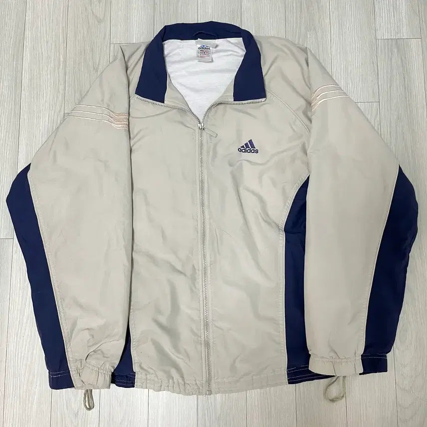 [BUNJANG] Adidas Beige Oversized Windbreaker Jacket / 아디다스 베이지 재킷 바람막이