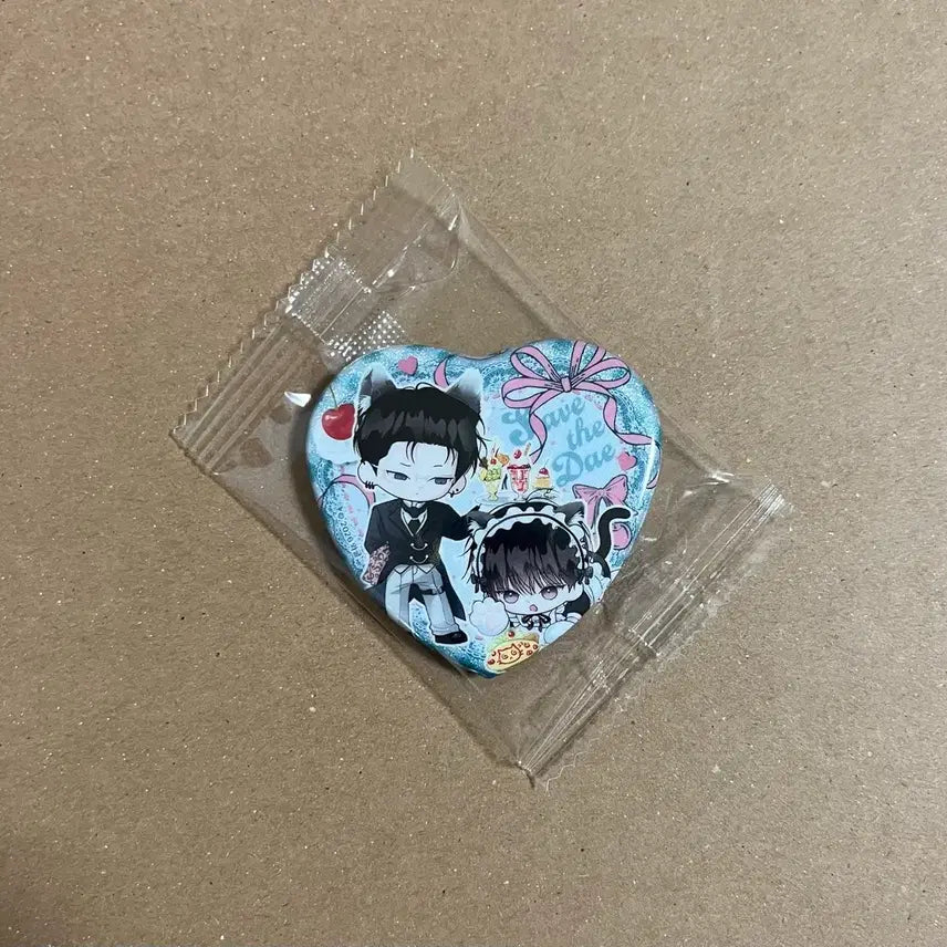 [BUNJANG] Rebom Salon de Bomb 'Monday's Savior' Heart Can Badge Bundle Set / 레봄 살롱드르봉 월요일의구원자 월구 하트 캔뱃지