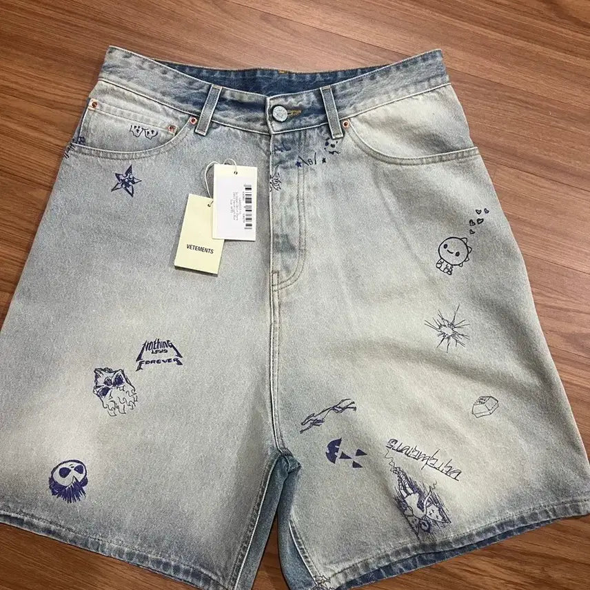 [BUNJANG] Vetements Blue Scribble Denim Shorts / [30]베트멍 블루 스크리블 데님 숏 팬츠