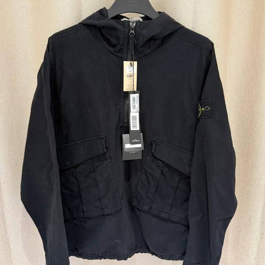[BUNJANG] Stone Island 20FW Badge Quarter-Zip Hooded Anorak Overshirt Black / (S)스톤아일랜드 20FW 와펜 쿼터지퍼 후드 아노락 오버셔츠 블랙