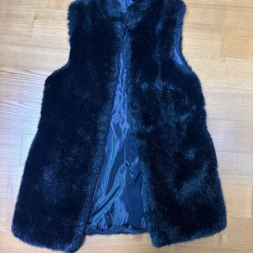 [BUNJANG] Black Fur Vest Jacket (Size 55) / 퍼조끼