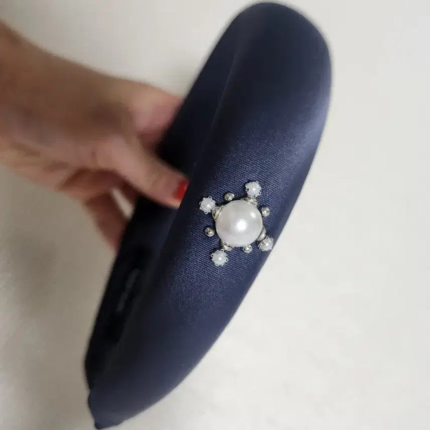 [BUNJANG] Satin Pearl Headband / 새틴 진주 머리띠