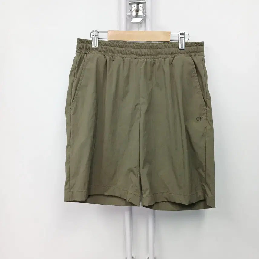 [BUNJANG] Calvin Klein 24SS Woven Training Shorts (Size M/29-30) / 캘빈클라인 24SS 우븐 트레이닝 반바지 29-30