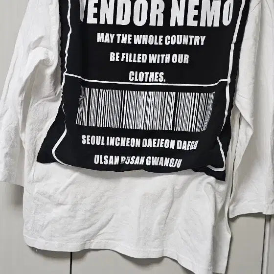 [BUNJANG] Vendor Nemo Graphic Long Sleeve T-Shirt White / 벤더 네모 그래픽 긴팔 티셔츠 화이트