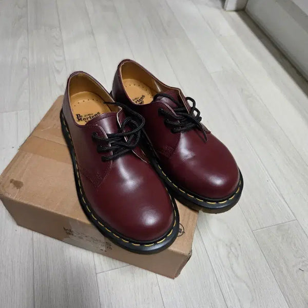 [BUNJANG] Dr. Martens 1461 Smooth Leather 3-Eye Derby Shoes Cherry Red UK 3 / 닥터마틴 1461 체리레드 uk3(220-225)