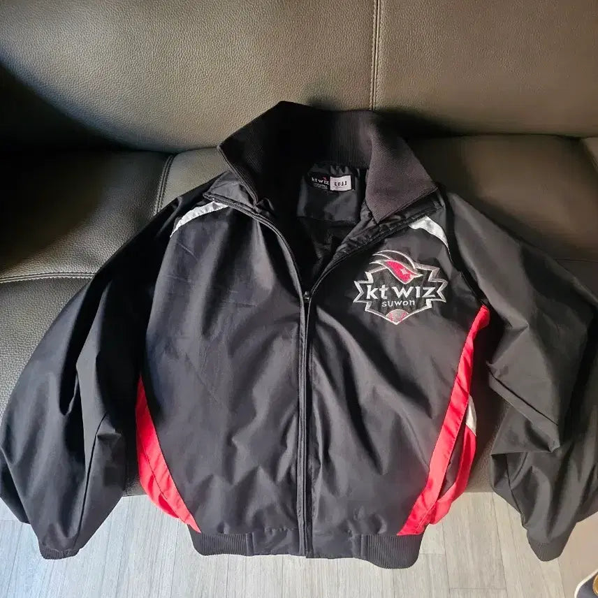 [BUNJANG] KT Wiz Baseball Jacket / KT위즈 야구점퍼