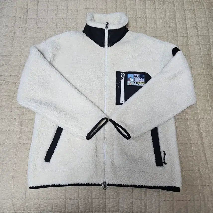 [BUNJANG] Astral Projection Winter Fleece Jacket M Size / [역시즌 할인] 아스트랄 프로젝션 겨울 후리스 뽀글이 M 사이즈