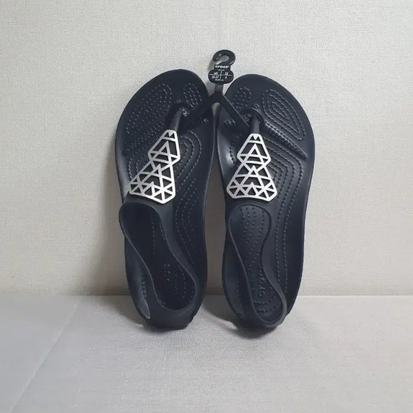 [BUNJANG] Crocs Serena Embellish Sandals Black Silver / 크록스 세레나 엠벨리쉬 샌들 블랙 실버 230mm