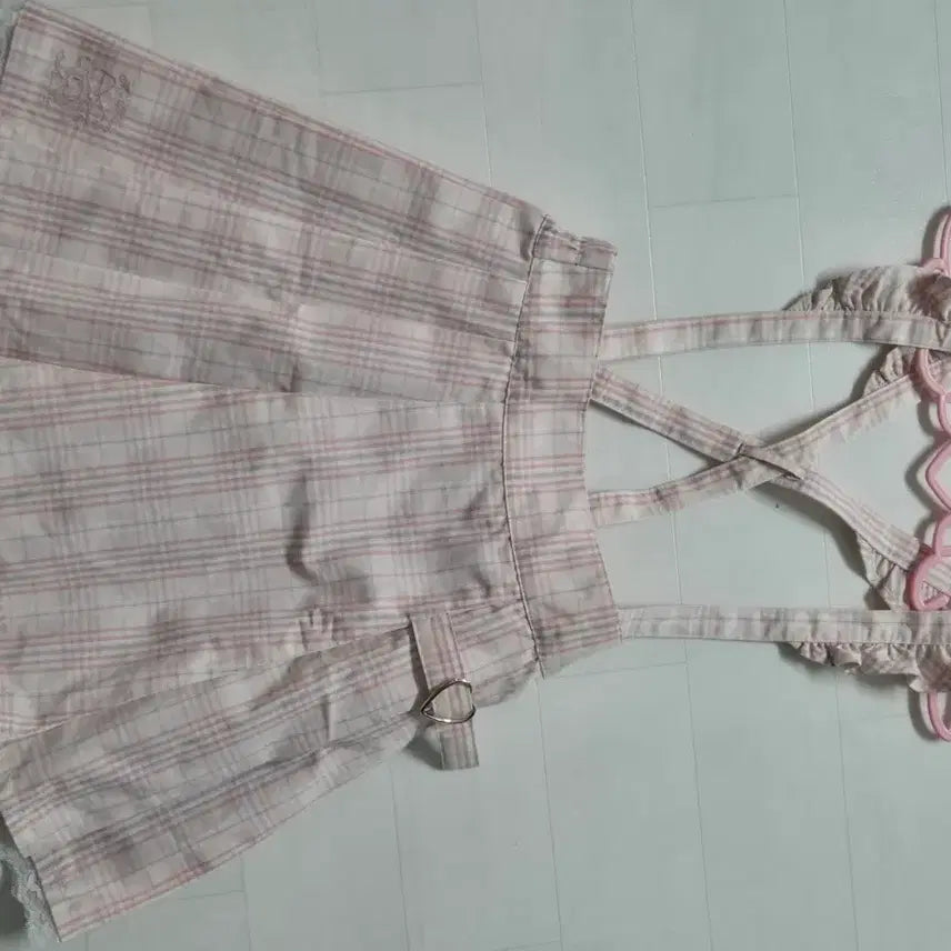 [BUNJANG] My Melody Suspender Skirt / 산리오 마이멜로디 서스펜더형 치마 지뢰계 양지뢰 양산형