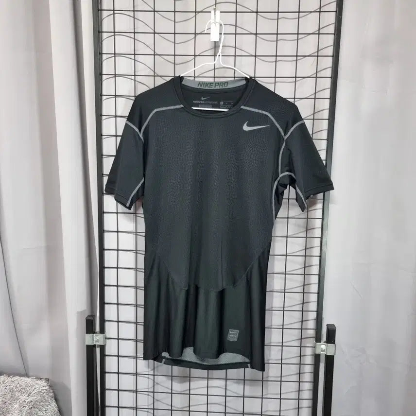 [BUNJANG] Nike Pro HyperCool Compression Short Sleeve Top XL / 나이키 프로 하이퍼 쿨 컴프레션 반팔 탑 러닝 헬스 티셔츠 105 XL