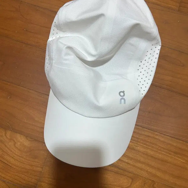 [BUNJANG] On Running Lightweight Cap Hat / 온러닝 라이트 웨이트 캡 모자