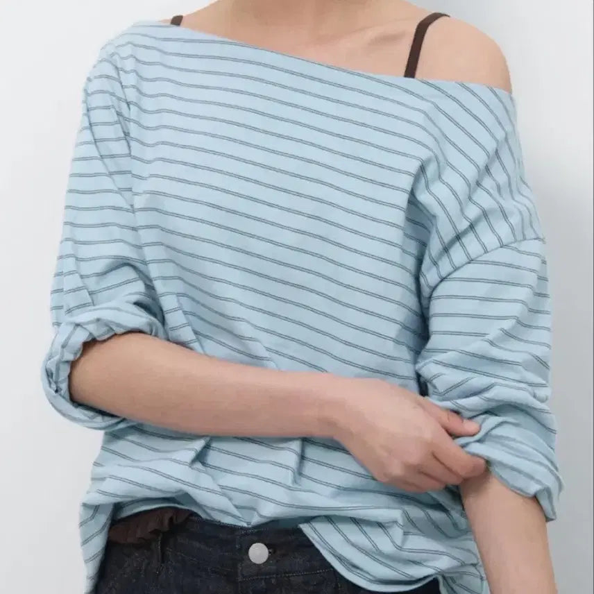 [BUNJANG] GBH Off-Shoulder Stripe Top / gbh 지비에이치 오프숄더 스트라이프 탑