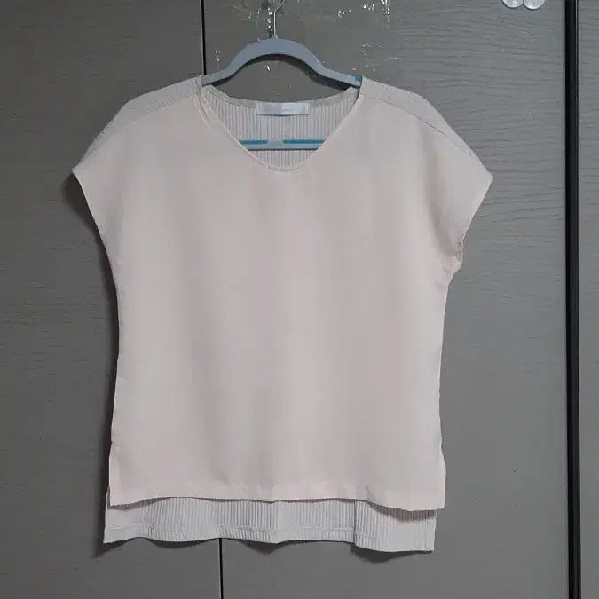 [BUNJANG] Imported Sheer Blouse with Contrasting Back Panel / (새상품)일본수입블라우스(가격다운)