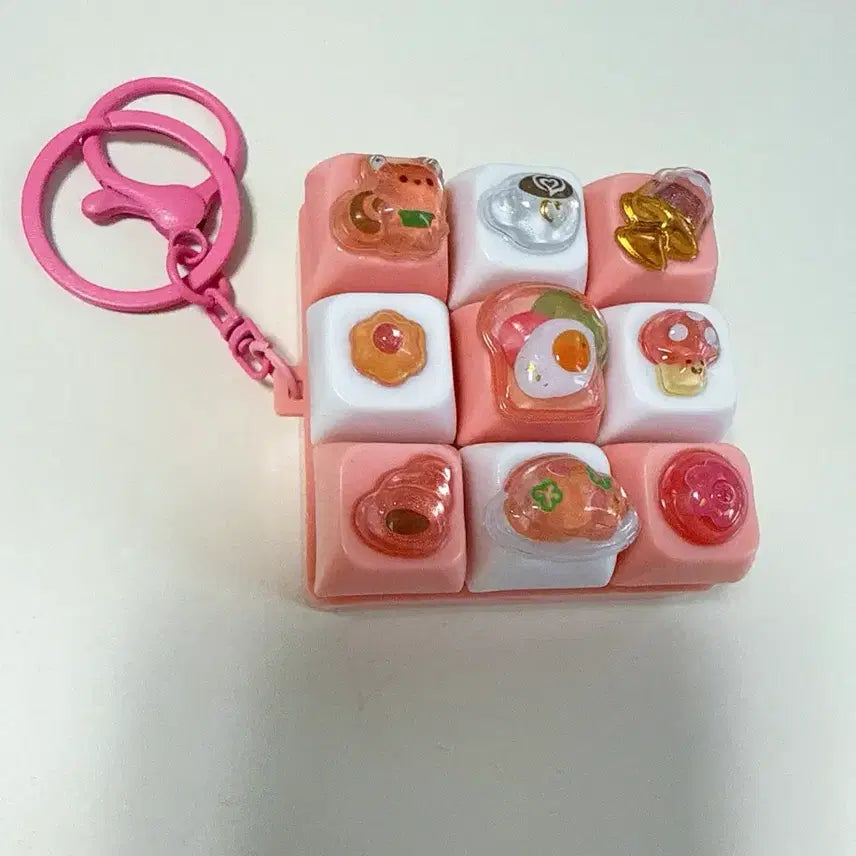 [BUNJANG] Cute Keycap Charm Keychain Pink / 귀여운 키캡 키링 핑크