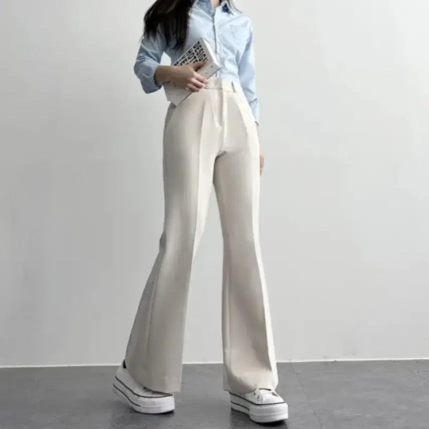 [BUNJANG] Ivory Bootcut Slacks (M) / 아이보리색 부츠컷 슬랙스(M)