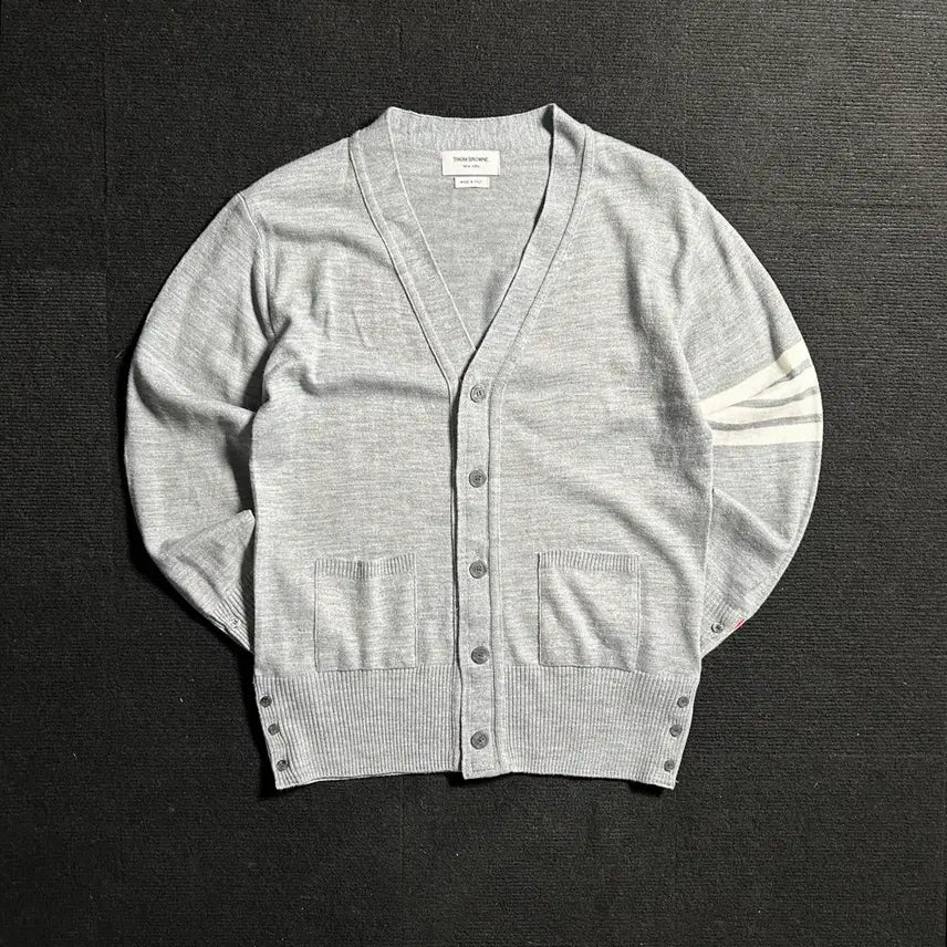 [BUNJANG] Thom Browne Classic Grey Cardigan / 톰브라운 클래식 그레이 가디건
