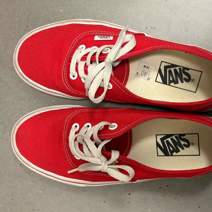 [BUNJANG] Vans Authentic Red 235 / 반스 어센틱 레드 235