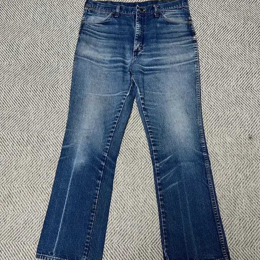 [BUNJANG] 90s Wrangler 945NAV Bootcut Jeans - Made in USA (36x32) / 90s 랭글러 945nav 36x32 made in usa