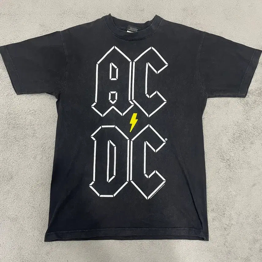 [BUNJANG] AC/DC 2009 Vintage Band T-Shirt M / 00s ACDC 빈티지 밴드 티셔츠 M