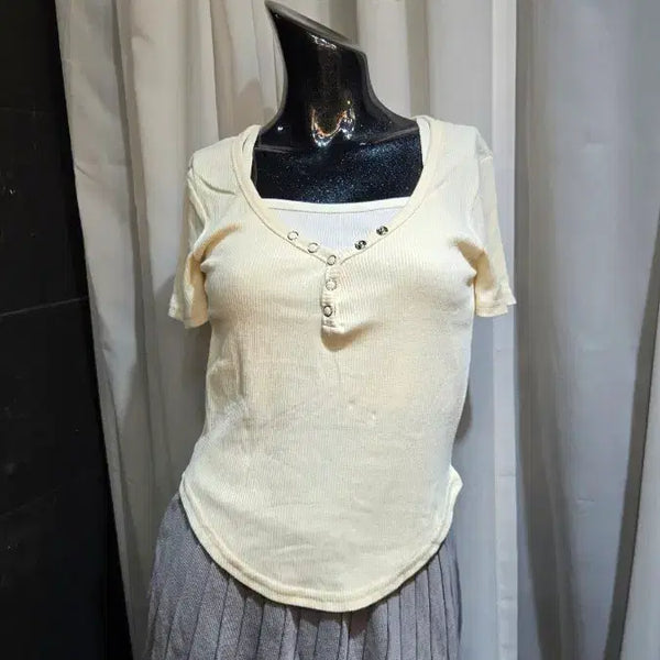 [BUNJANG] Ivory Sleeveless Layered Front Button Ribbed Light Yellow T-Shirt / 아이보리 나시 레이어드 밑단유 앞버튼 골지 연노랑 반팔