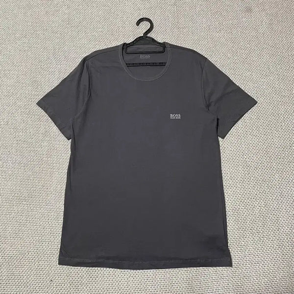 [BUNJANG] Hugo Boss Round Neck T-Shirt / L 휴고보스 라운드 반팔티 B.8450