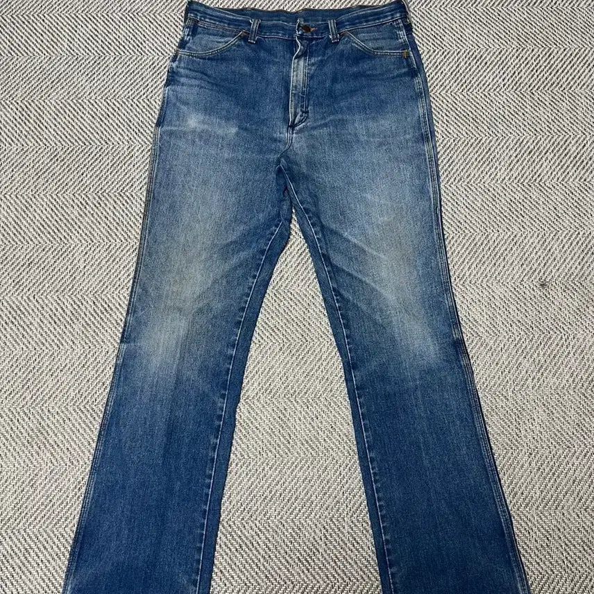 [BUNJANG] Wrangler 945den 'Made in USA' Vintage Bootcut Jeans (36x34) / 8-90s 랭글러 945den 36x34 made in usa