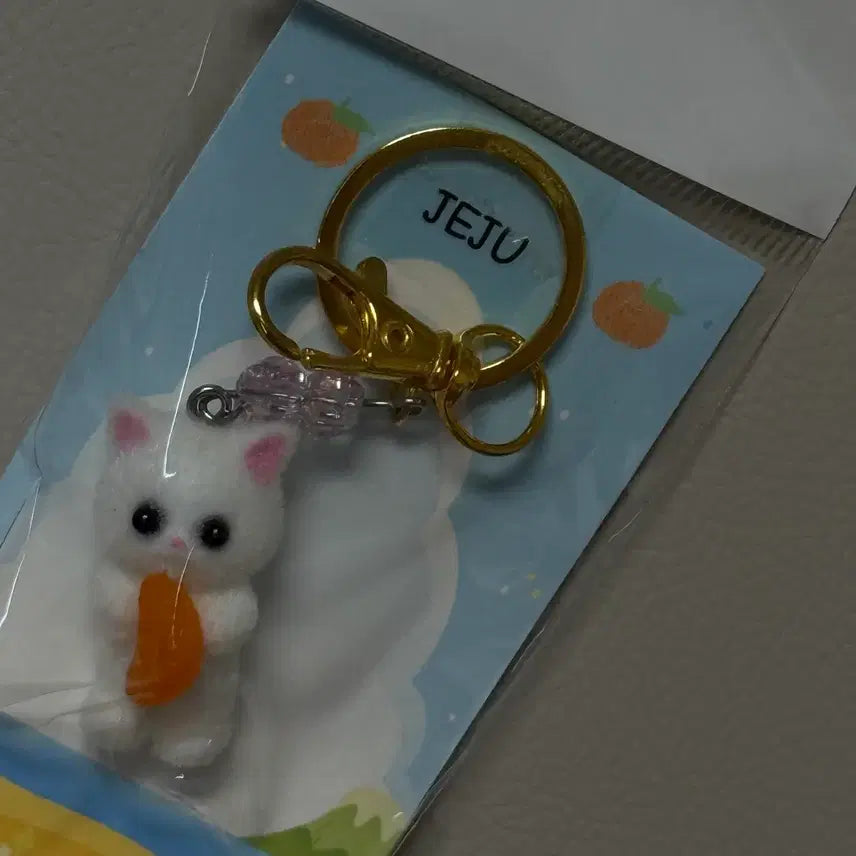 [BUNJANG] Jeju Cat Tangerine Keychain (Sealed) / 제주도 고양이 귤 키링 미개봉 새상품