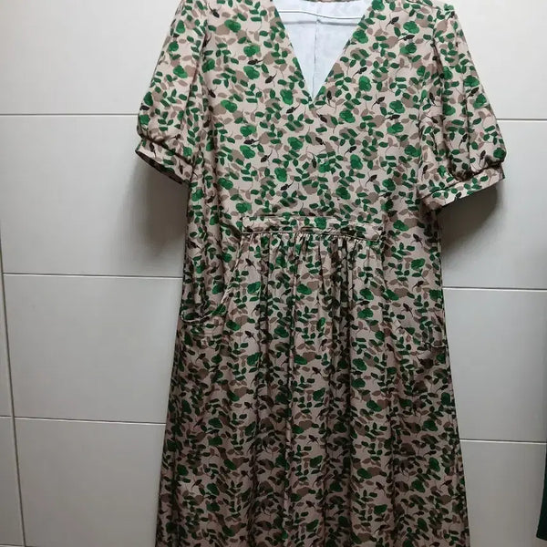 [BUNJANG] Floral V-Neck Dress / 꽃무늬 브이넥 원피스55~슬림66