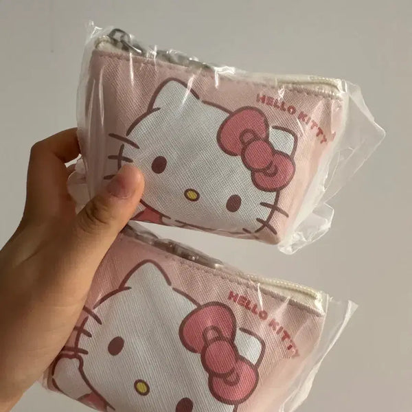 [BUNJANG] Sanrio Hello Kitty Triangle Pouch / 산리오 헬로 키티 삼각형 파우치 일본 정품 굿즈
