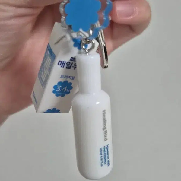 [BUNJANG] Miniature Milk Carton Keychain with Healing Bird Ampoule / 미니어쳐 매일우유 오리지널 우유팩 키링 힐링버드