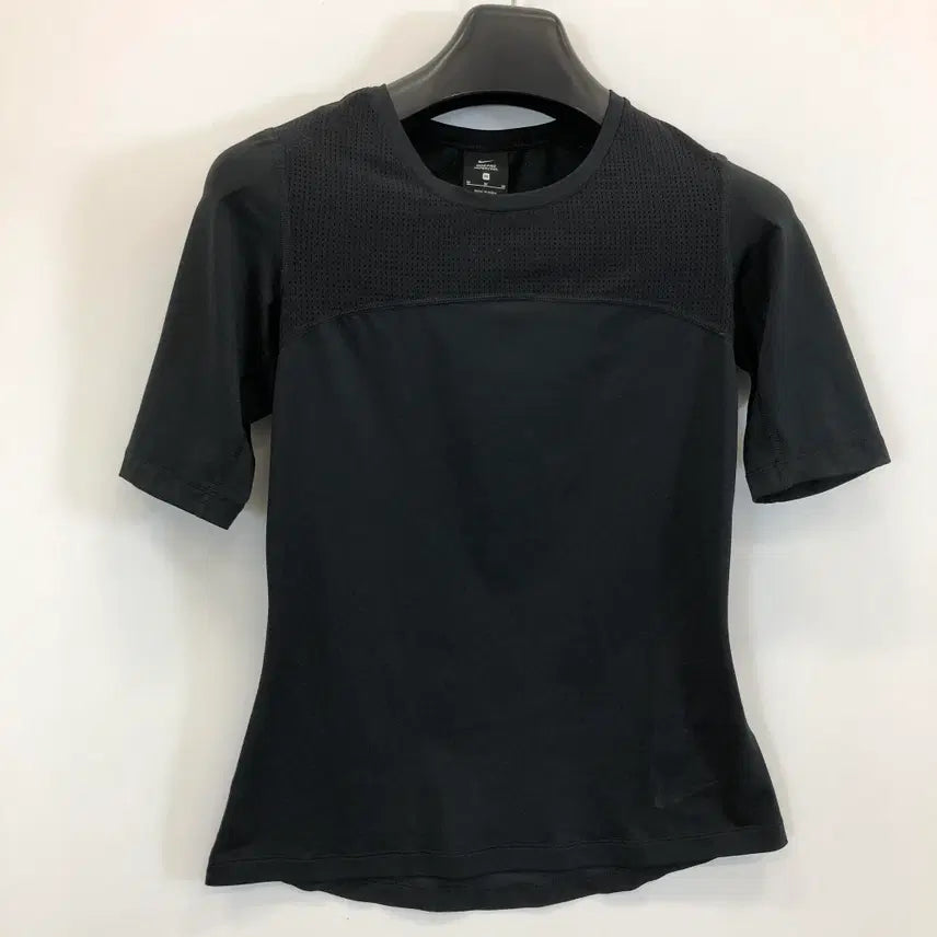 [BUNJANG] Nike Pro HyperCool Short Sleeve Top M / 나이키 프로 하이퍼쿨 숏슬리브 탑 M