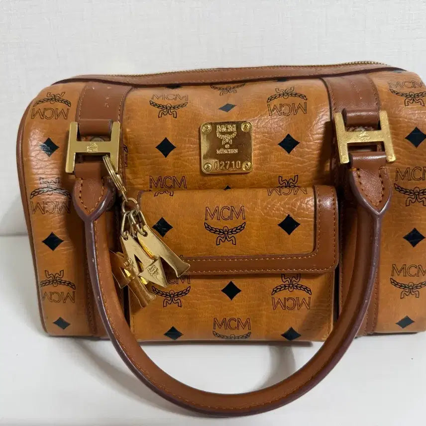 [BUNJANG] MCM Visetos Boston Bag Brown / MCM 비세토스 보스턴백 브라운
