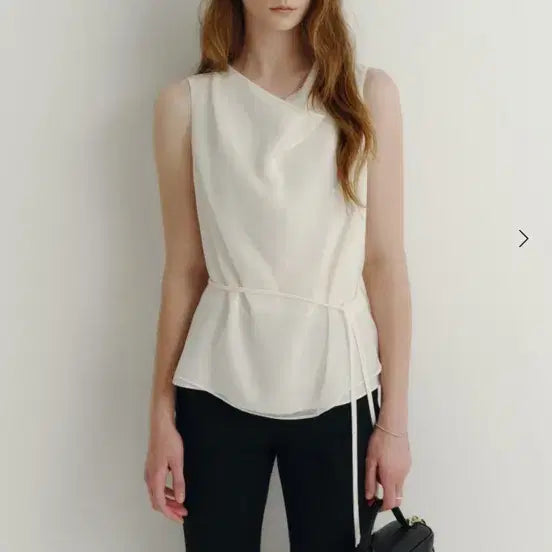 [BUNJANG] SIEN KELLY Cowl Neck Strap Blouse / 시에 켈리 카울넥 스트랩 블라우스 새상품