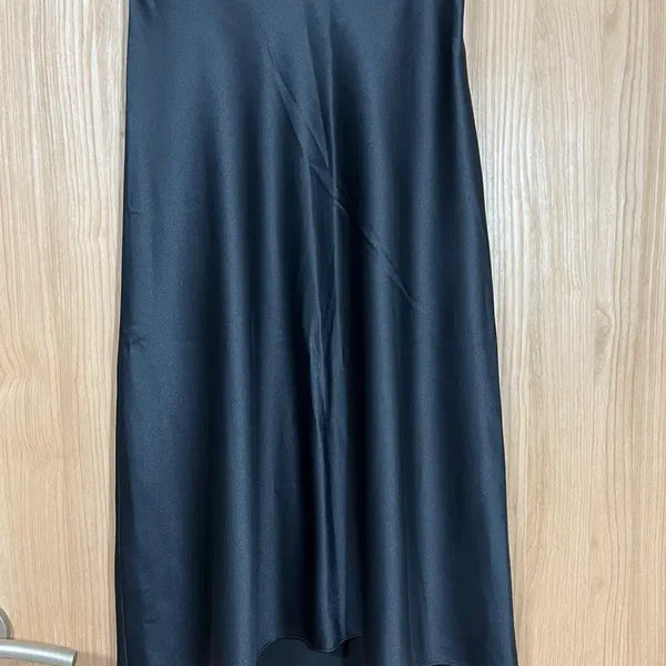 [BUNJANG] Lapfai Black Satin Long Skirt Size 55 / Lapfai 블랙 새틴 롱 스커트 55