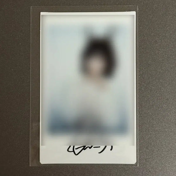 [BUNJANG] TripleS ChaeYoun Signed Polaroid Photocard / 트리플에스 채원 싸인 폴라로이드 싸폴(즉시결제O)
