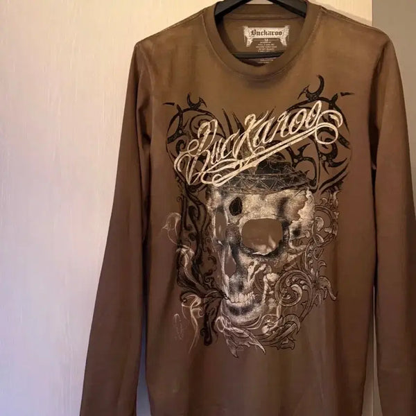 [BUNJANG] Backaroo Skull Print Long Sleeve T-Shirt / 펑크 해골 브라운 버커루 Y2K 긴팔 티셔츠