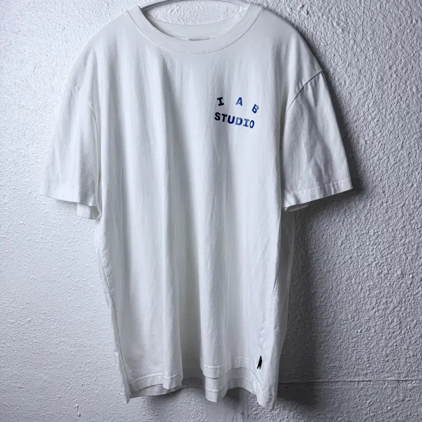 [BUNJANG] IAB STUDIO T-Shirt White / IAB STUDIO 아이앱 스튜디오 반팔티셔츠 화이트