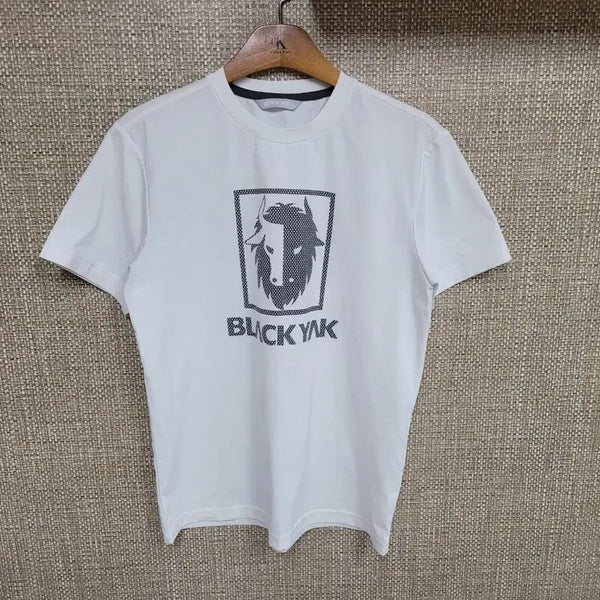 [BUNJANG] Blackyak Functional Short-Sleeve Hiking T-Shirt (Size 95-100) / 95~100사이즈 블랙야크 기능성 반팔 등산 아웃도어