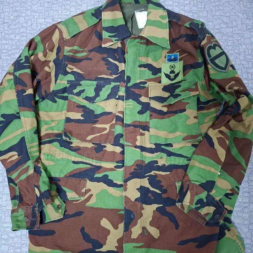 [BUNJANG] Vintage 30th Mechanized Infantry Division 'Filseung' Field Jacket (Size 110) / 구형 개구리 군복 30사단 필승부대 기갑/공수 야상 급처