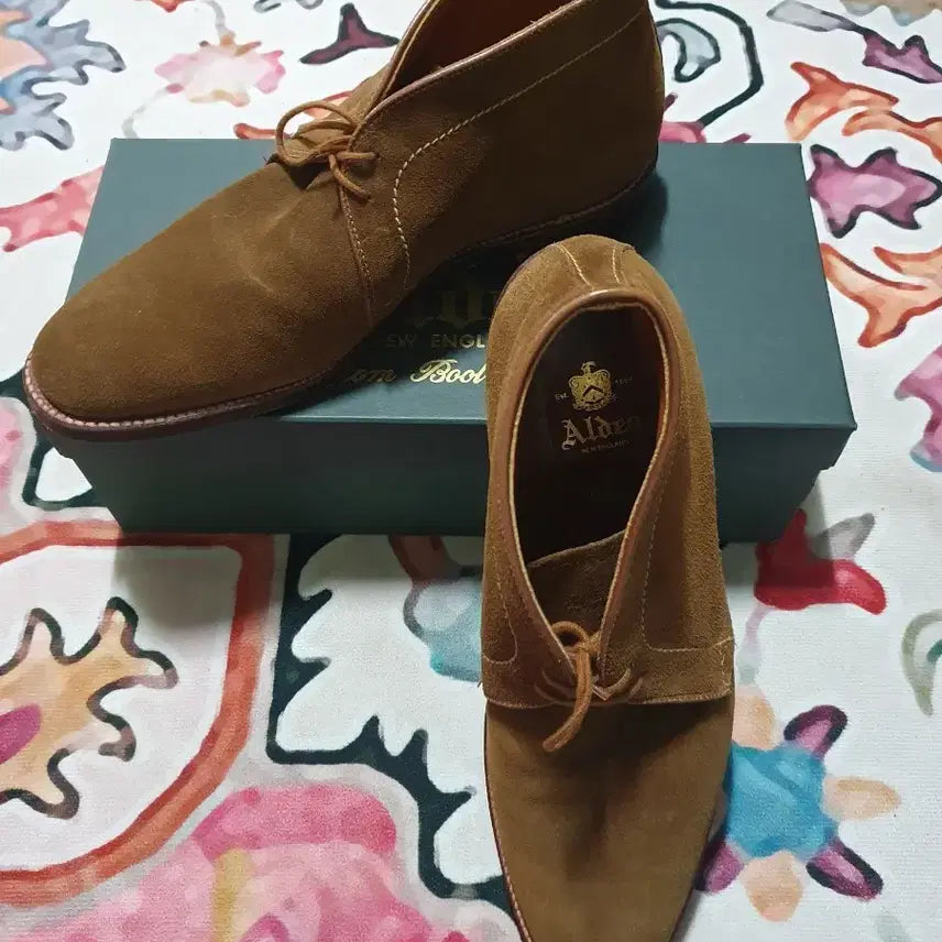 [BUNJANG] Alden A6701 Chukka Boots (San Francisco Market) Box Included / 알든 A6701 처카부츠 (샌프란시스코 마켓) 박스 있음.