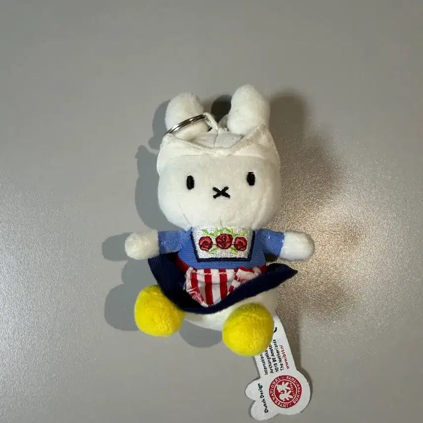 [BUNJANG] Miffy Doll Keychain Netherlands Exclusive / 네덜란드 한정 미피 인형 키링