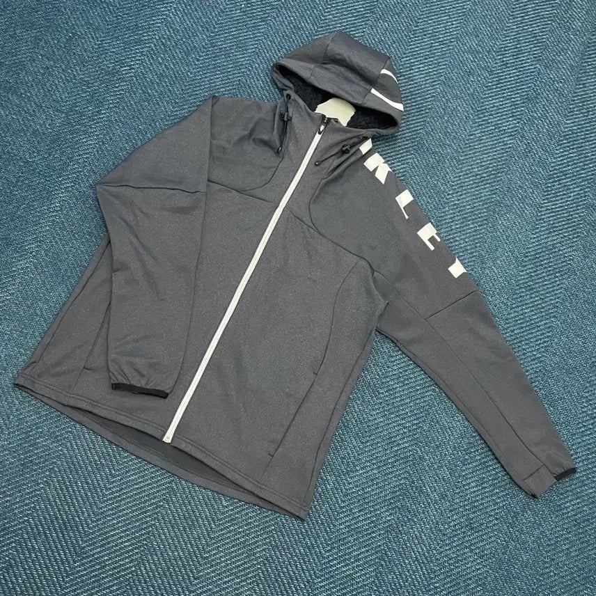 [BUNJANG] Oakley L-Size Hooded Zip-Up Jacket / [L] 오클리 후드집업 만원샵