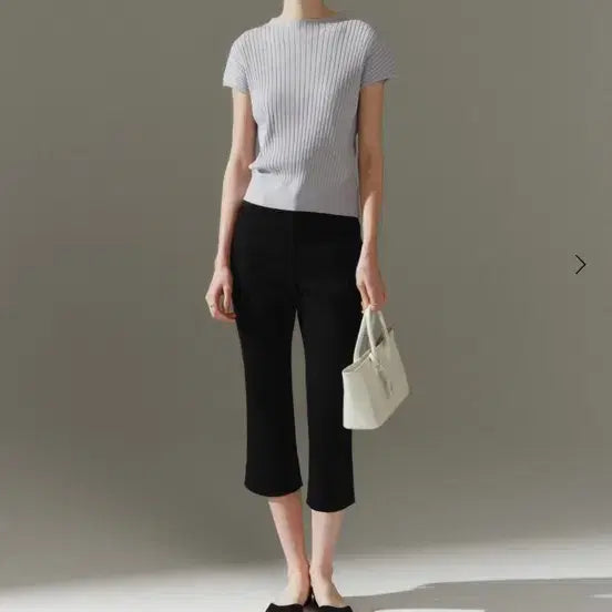 [BUNJANG] sie flare ankle pants / 시에sie 애니 플레어 앵클 팬츠