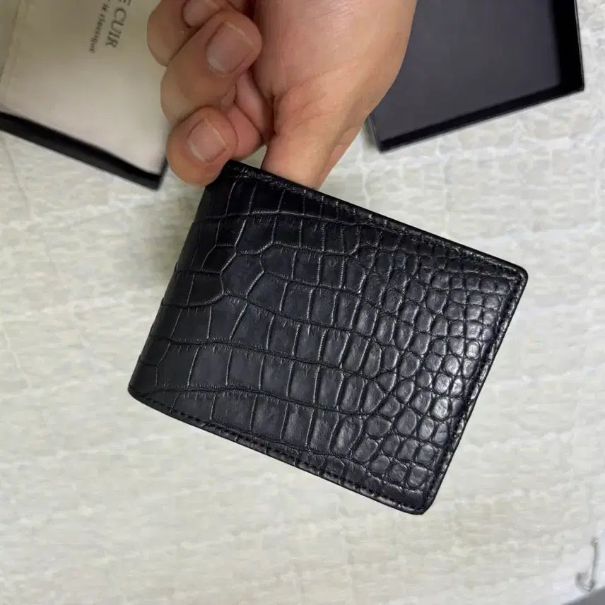 [BUNJANG] The Quirk Crocodile Leather Bifold Wallet / 더퀴르 남자 악어가죽 반지갑